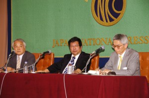  池田明史・東洋英和女学院副学長　中島勇・中東調査会主席研究員 写真 2