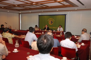 駐日大使 マレー・マクレーン 写真 3