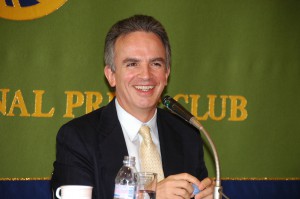 駐日大使 ミゲール・ルイスカバーニャス 写真 2