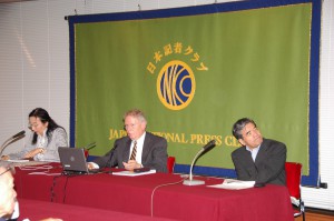 ポリオ撲滅イニシアティブ部長代理 ローランド・サッター 写真 2