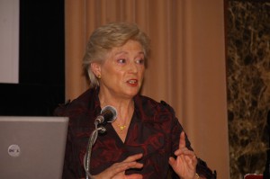 事務局長 ファン・デル・フーフェン 写真 2