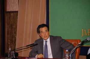 副首相兼一体改革・行政改革担当相 岡田克也 写真 1