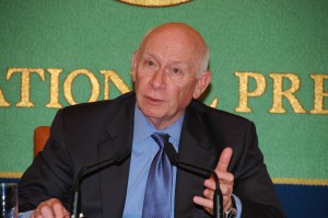 米海軍分析センター上級研究員 マイケル・マクデビット 写真 2