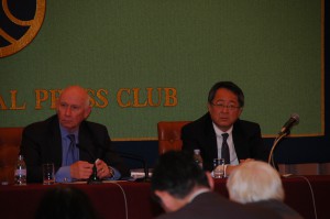 米海軍分析センター上級研究員 マイケル・マクデビット 写真 1