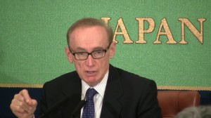 外相 ボブ・カー 写真 1