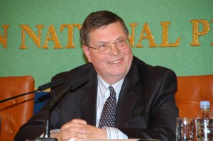 駐日大使 エブゲニー・アファナシエフ 写真 1