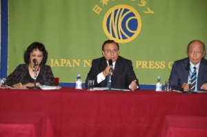 駐日大使 エラルド・エスカラ 写真 2