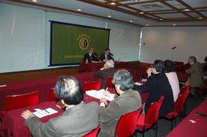 前駐イラン大使 駒野欽一　 写真 2