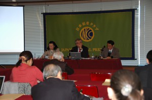 事務局次長代行 ペドロ・メドラノ 写真 2