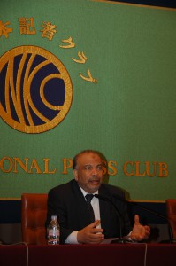 自由公正党党首 サアド・アル・カタトニ 写真 3