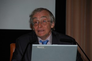 米州研究所（パリ）エコノミスト ロベール・ボワイエ 写真 1