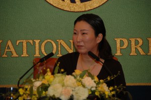 作家 三浦しをん 写真 2