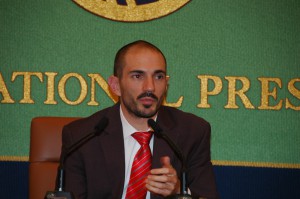 前米議会米中経済安全保障検討委員会上級政策アナリスト ロバート・シェルドン 写真 2