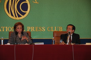 憲法改正委員会委員　 メルバト・タラウィ 写真 2