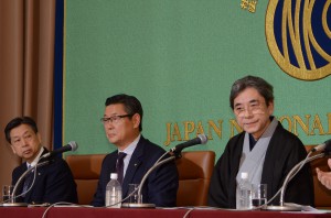  歌舞伎座再開場１周年記念　記者会見（迫本淳一・松竹社長、安孫子正・松竹専務取締役、歌舞伎俳優・中村梅玉さん） 写真 2