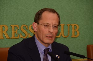 国家経済会議議長 ユージーン・カンデル 写真 2