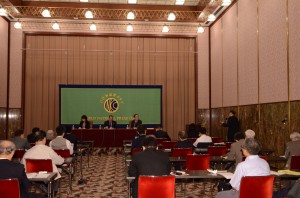 国家経済会議議長 ユージーン・カンデル 写真 3