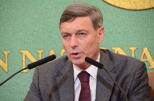 駐日大使 ハンス・ディートマール・シュヴァイスグート 写真 1