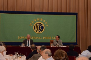 駐日大使 ブルース・ミラー 写真 1