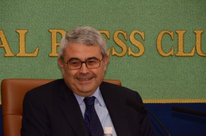 駐日大使 アフメト・ビュレント・メリチ 写真 1