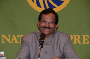 文化・観光相 シュリパッド・ナイク 写真 1