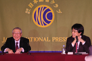 山崎正和・中央教育審議会会長 写真 3