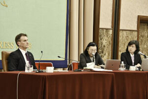 ジャスティン・ヘイハースト駐日オーストラリア大使　会見 写真 3