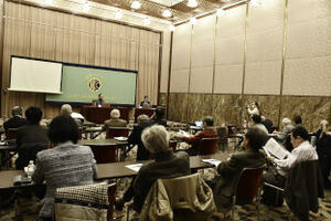 「人口減少時代を生きる」(5) 井手英策・慶應義塾大学教授 写真 4