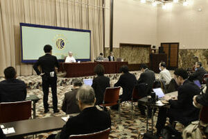 アウンサンスーチー氏の次男 キム・エアリスさん　会見 写真 3