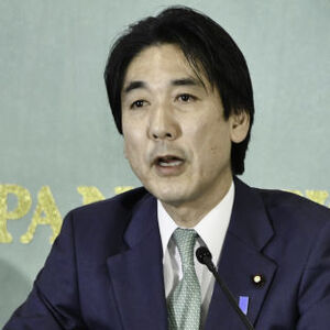 城内実経済財政担当相　会見 写真 1