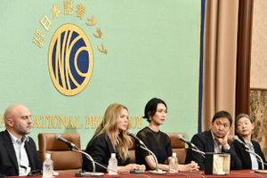カンヌ国際映画祭女優賞受賞「急に具合が悪くなる」ヴィルジニー・エフィラさん、岡本多緒さん、濱口竜介監督 会見 写真 3