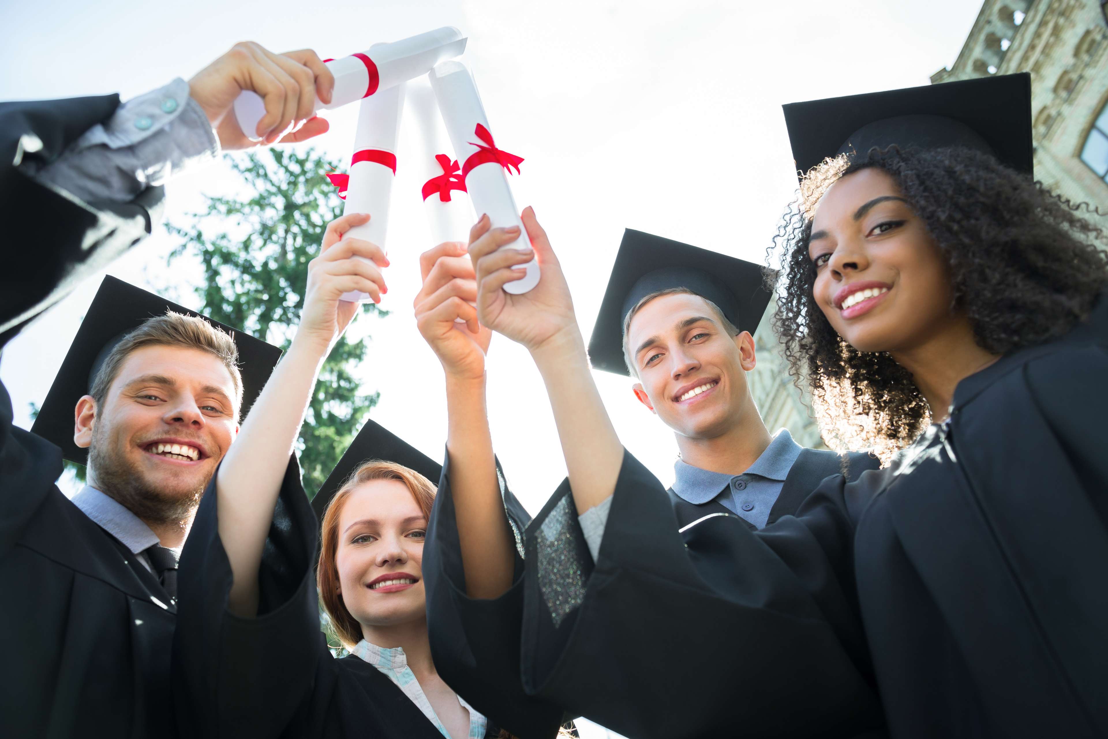 Student Success Stories Robert Thompson Background Image