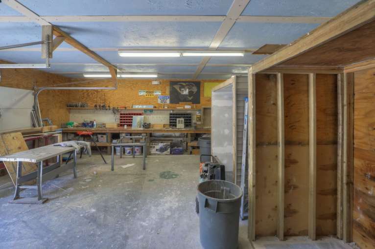 Glenmont_Train_Construction74