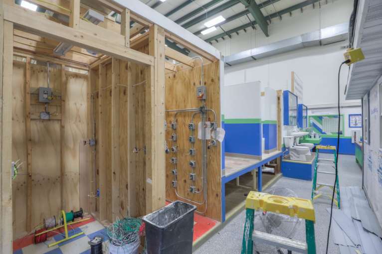 Denison_Train_Construction57