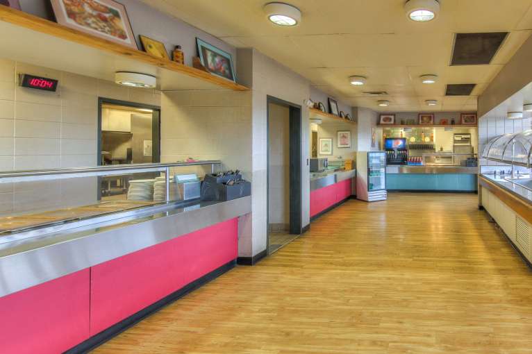 Talking_Leaves_Caf32