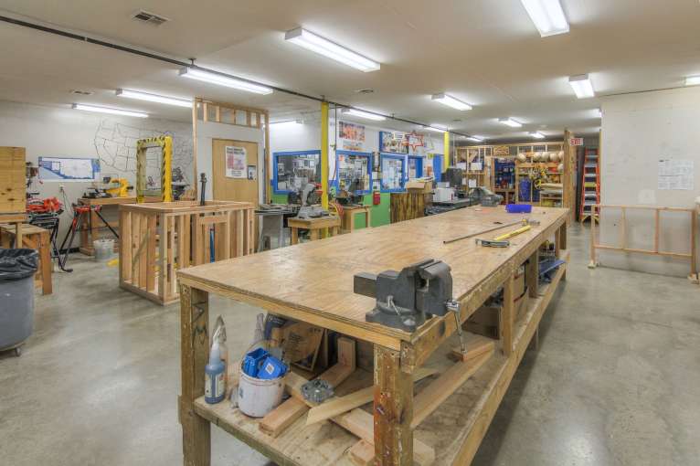 Talking_Leaves_Train_Construction34