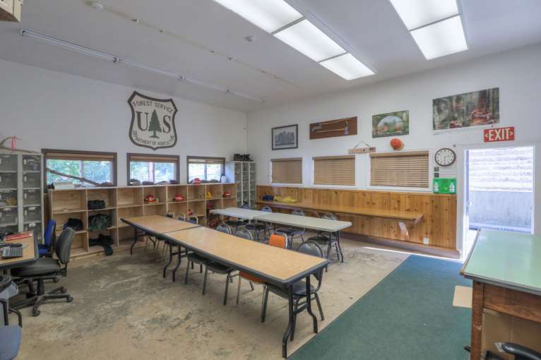 Wolf_Creek_Train_Forest30