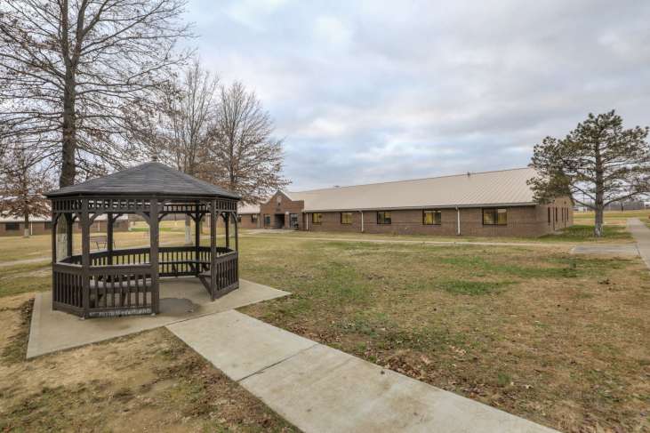 Clements_dorm_outside