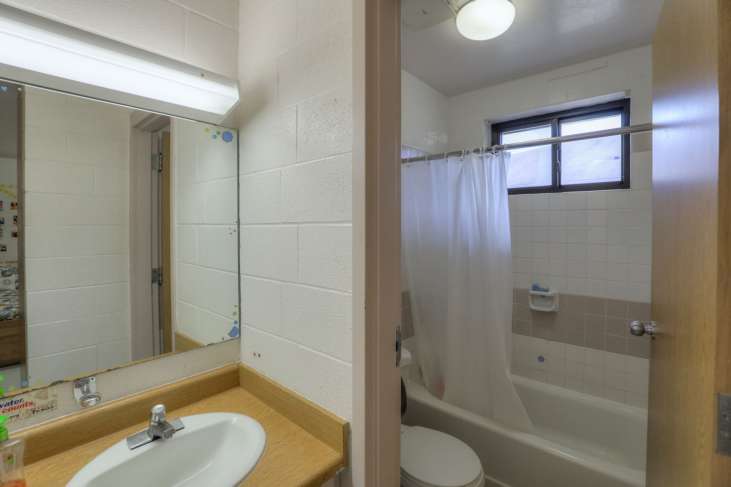 Laredo_Dorm20
