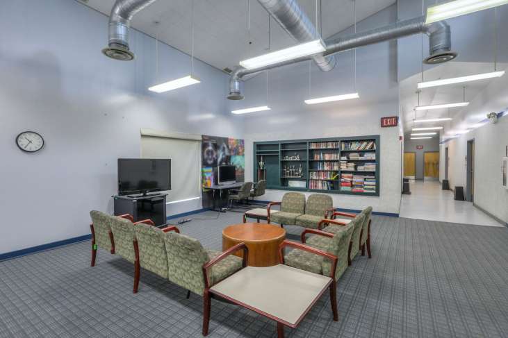 Long_Beach_Dorm52