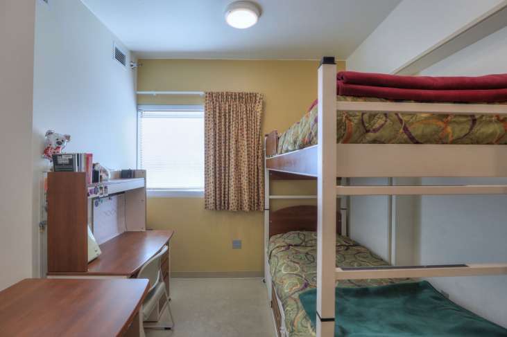 Los_Angeles_Dorm17