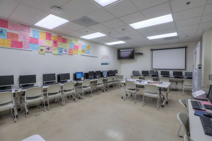 Los_Angeles_Train_OfficeAdmin58