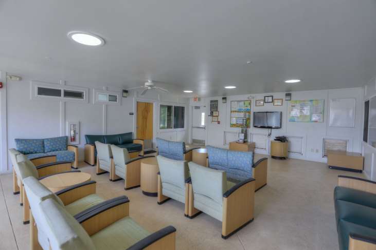 Maui_Dorm60