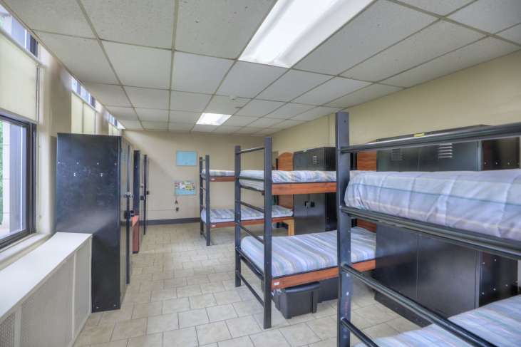 Pittsburgh_Dorm42