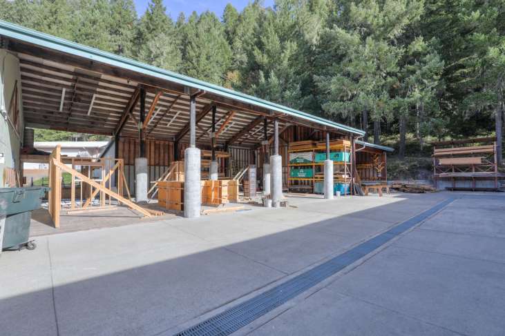 Wolf_Creek_Grounds29