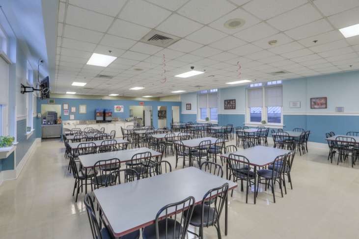 Blue_Ridge_Caf1