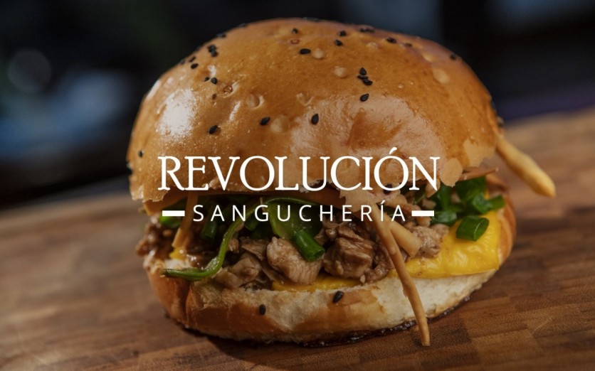 REVOLUCIÓN