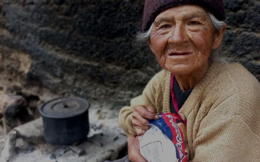 Manos que Alimentan: Dona Esperanza, Dona Vida.