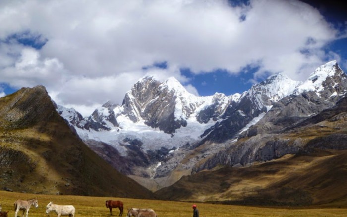 Cordillera Huayhuash Trekking 2016 Hiking Walking Peru / / Joinnus