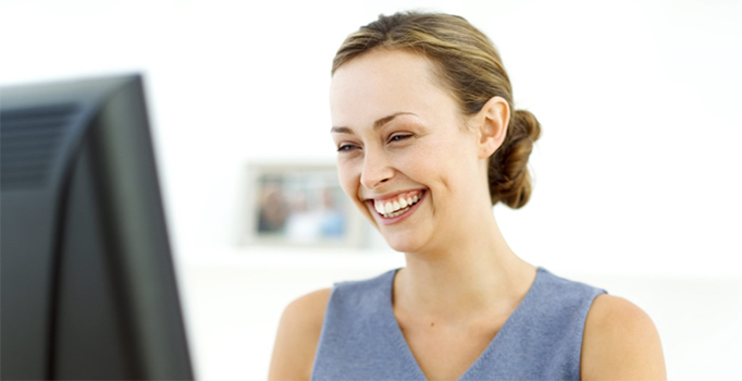 Woman working on computer 682x350 Job Opportunities